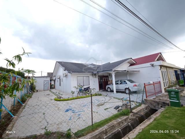 FULLY FURNISHED | Semi D Setingkat Taman Inderapura, Kuantan, Pahang. 1