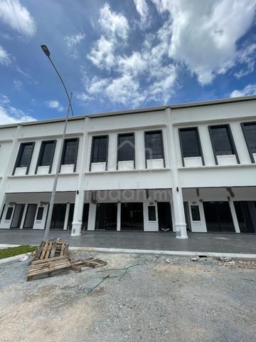Eco Majestic SILVER SQUARE 2sty shop lot, near whitten, 26X80 Semenyih 1