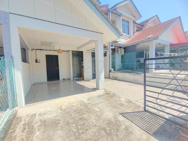 Double Storey Taman Salak Perdana Bandar Baru Salak Tinggi Sepang 1