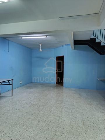 2 storey Terrace House for Rent, 4Bedroom, 3Bathroom, Greenwood Indah 1