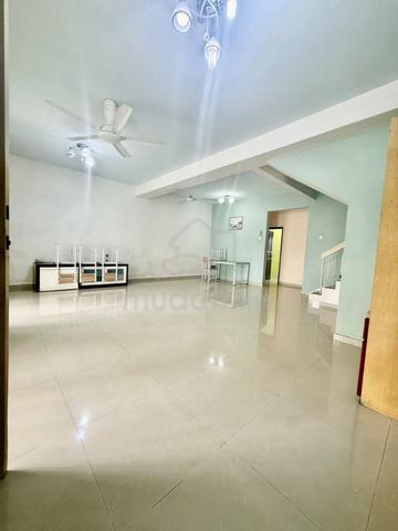 RENT /Bandar Putra ioi / Kulai / Jalan Nuri / Fully Furnished 1