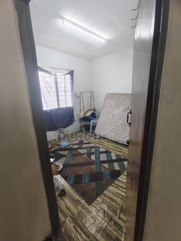 Bilik Sewa LELAKI di Selayang Makmur (Tingkat 4, Tanpa Lif) 4