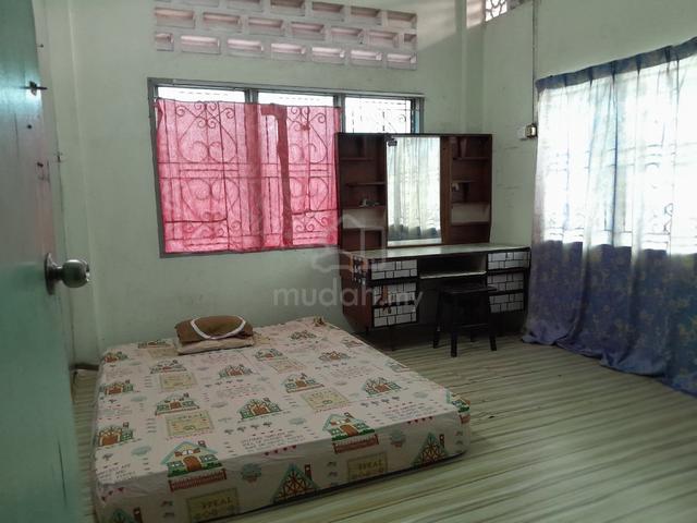 Room to rent at Seremban town 1