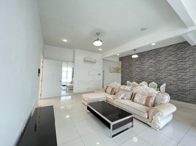 Ferringhi Residence 1