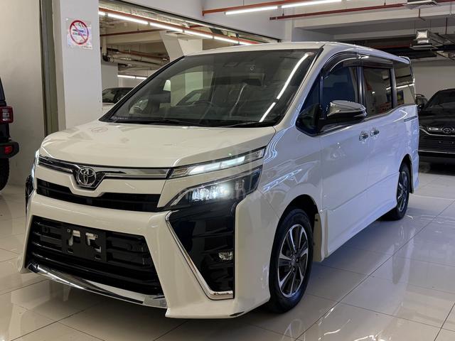2021 Toyota VOXY 2.0 ZS KIRAMEKI 3 - 2