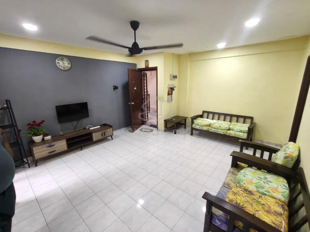 Sri Intan (Bandar Seri Alam) 1
