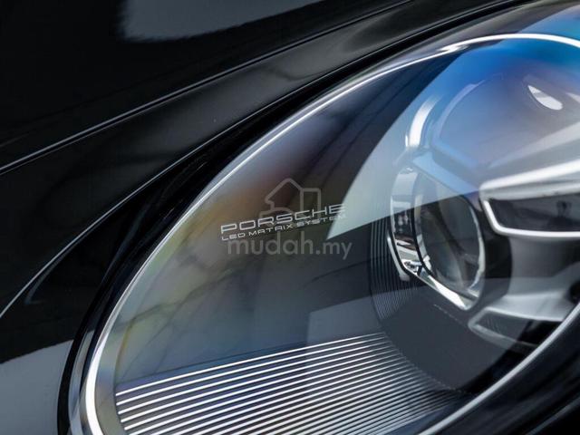 2024 Porsche 911 S/T Limited Edition DONE 788MILES - 4