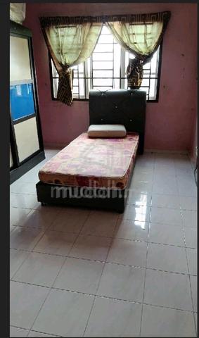 Idaman Senibong Apartment 1