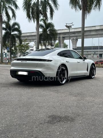 2022 Porsche TAYCAN 4S Performance (UK) - 4