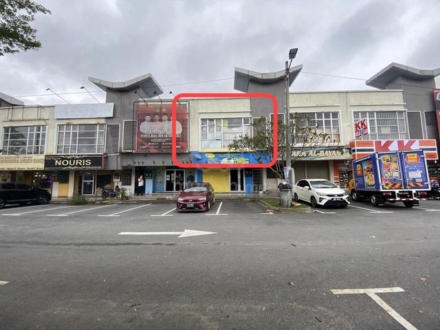 Kedai sewa tingkat atas sahaja antara gapi serendah facing Jalan utama 1