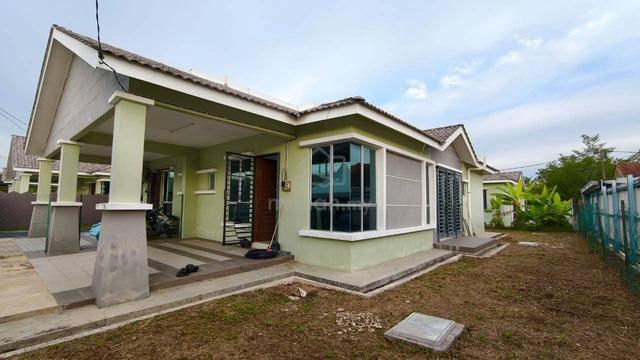 rumah semi D taman keriang permai changlun 1
