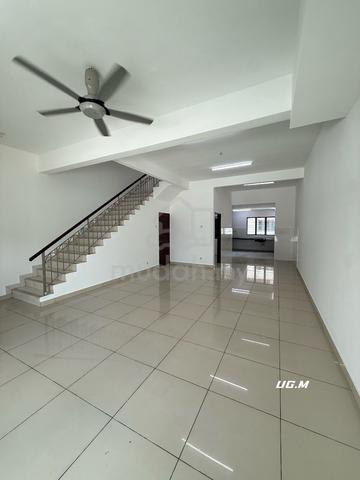 The Pearl Bandar Puteri Gelang 2 Storey Endlot House for Sale at Klang 1