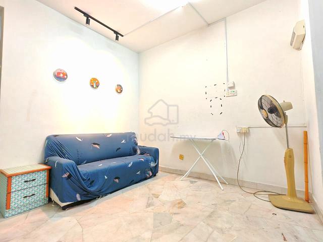 Walk BRT PJS9 Sunway Female Master Room Near Pyramid, Geo, Pinnacle 3