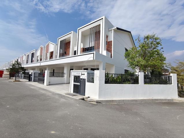 Near Toll Plaza‼️Guarded Terrace House, Ayra Terraces, Sg Jawi, Penang 1