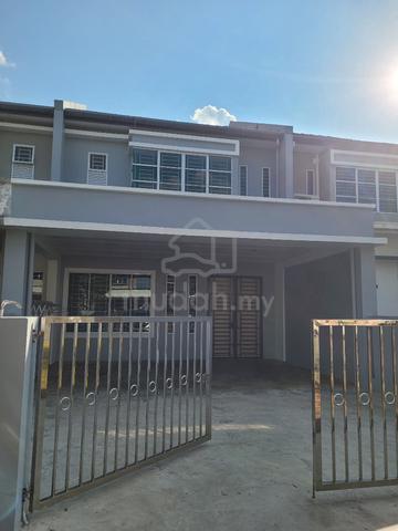 Uni Central Double Storey For Rent 1