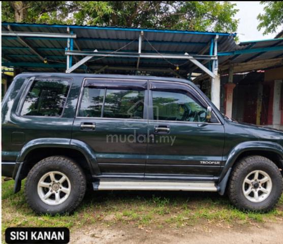 1998 Isuzu TROOPER 3.1 TDI UBS69 (M) - 4