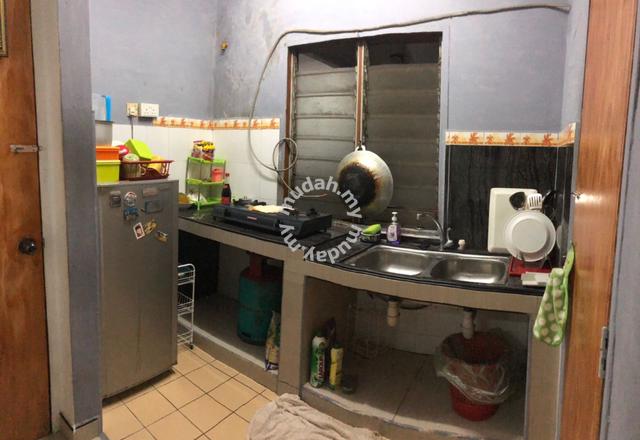 Kasturi Apartment (Bdr Tasik Permaisuri) 1