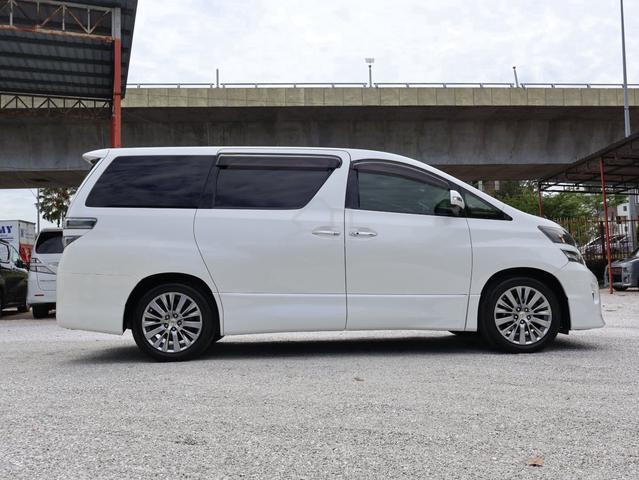 Toyota VELLFIRE 2.4 Z GOLDEN EYES FACELIFT M401 - 5