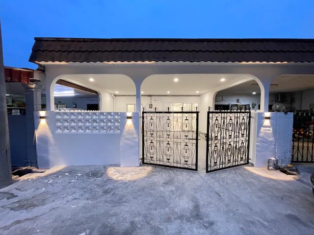 FREEHOLD 1.5 Storey House At bukit Beruang Melaka RENOVATED 1