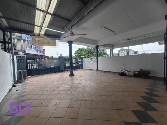 Temenggung Sentosa Klang Double Storey House For Rent With Tabletop 1