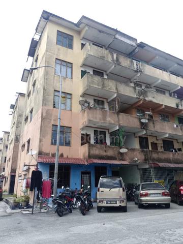 Apartment Nilai Perdana 1