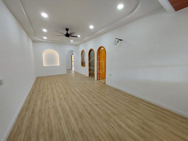[RENOVATED] Malim Jaya, Single Storey Terrace, Batu Berendam 5