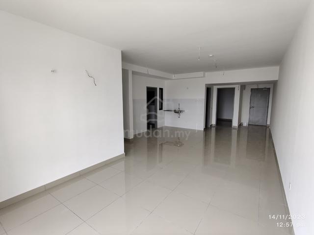 Avia Plus, Bandar Country Homes 1