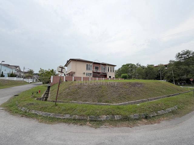Corner Lot Bungalow Taman Universiti Bangi 1