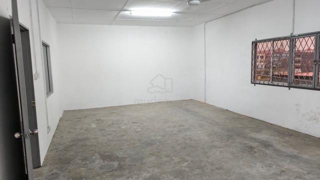Penampang Warehouse for Rent 1