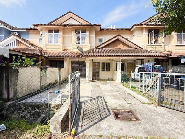 PALING MURAH RENO CANTIK 2 Storey Lorong Az-zaharah Puncak Alam 1