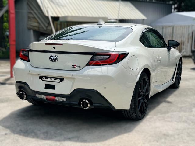 2022 Toyota GR86 2.4 RZ PANDA (A) TIPTOP MUSTVIEW - 3