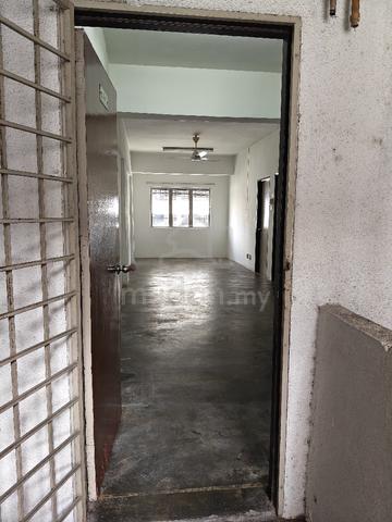 Desa Tun Razak Apartment 1