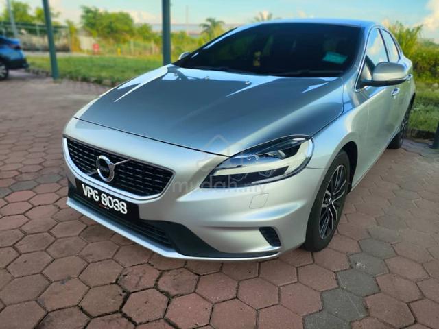 2018 Volvo V40 2.0 T4 (A) - 1