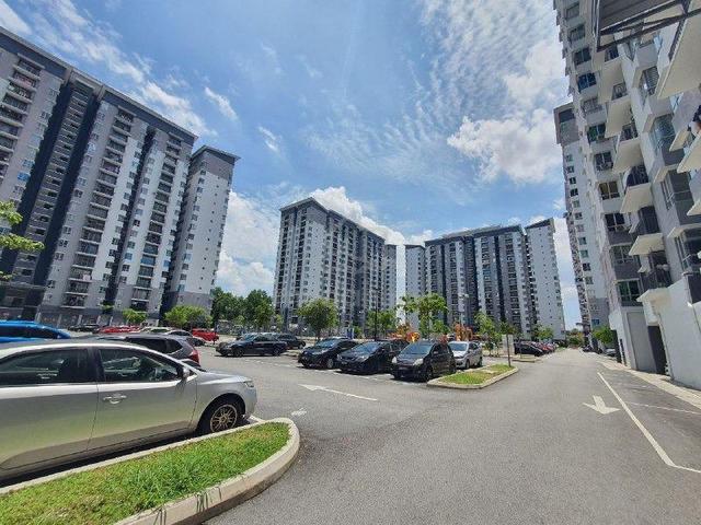 Residensi Laguna Biru 2 1