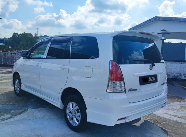 2012 Toyota INNOVA 2.0 E (A) - 4