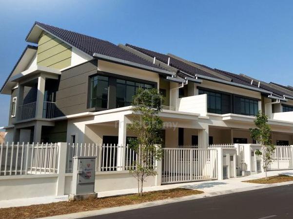 BELOW Market FREEHOLD 20x67 4R3B Shah Alam Jln Kebun Sek 30 Mainroad 1