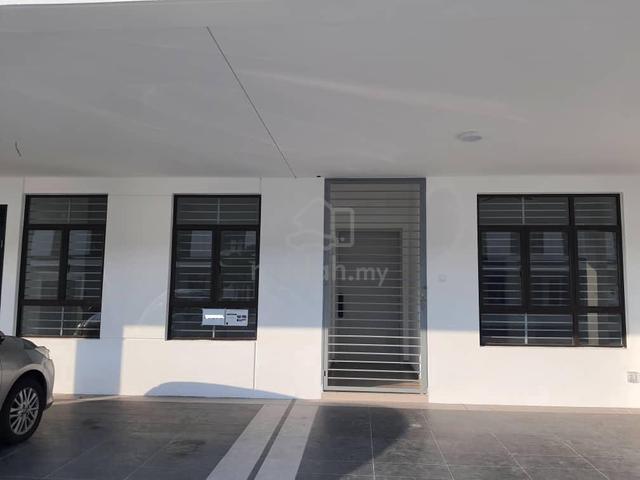 Eco Grandeur Townhouse Puncak Alam [P/FURNISH] 3R2B Regent Garden 1