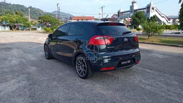 2014 Kia RIO 1.4 UB (A) - 4