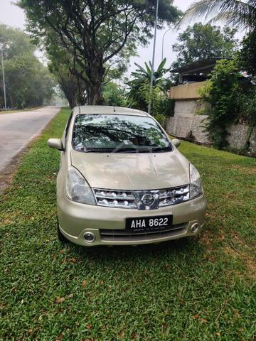 2010 Nissan GRAND LIVINA 1.6 CLASSIC/COMFORT (A) - 1