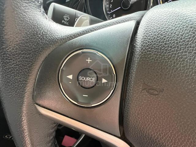 Honda CITY 1.5 V (A) Year 2019, R/cam , Fu Loan - 3