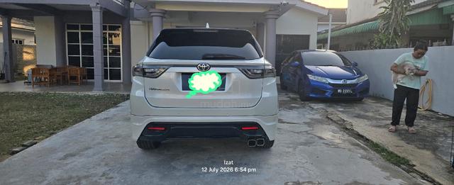 2018 Toyota HARRIER 2.0 PREMIUM (A) - 2