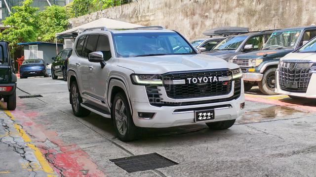 2023 Toyota LANDCRUISER 3.5 ZX (A) DIRECT OWNER - 1