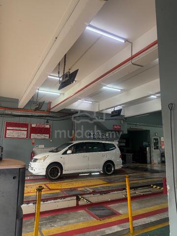 2011 Nissan GRAND LIVINA 1.6 IMPUL (A) - 1