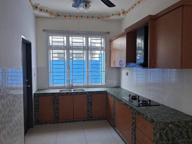 Tmn Mutiara Rini house for sale 1