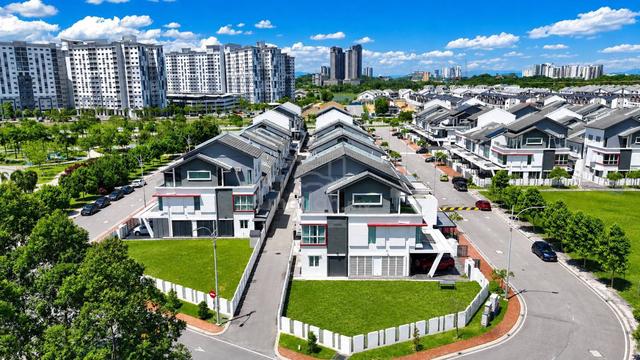Corner Lot Facing Open Residensi Aurora Selangor Cyber Valley 1
