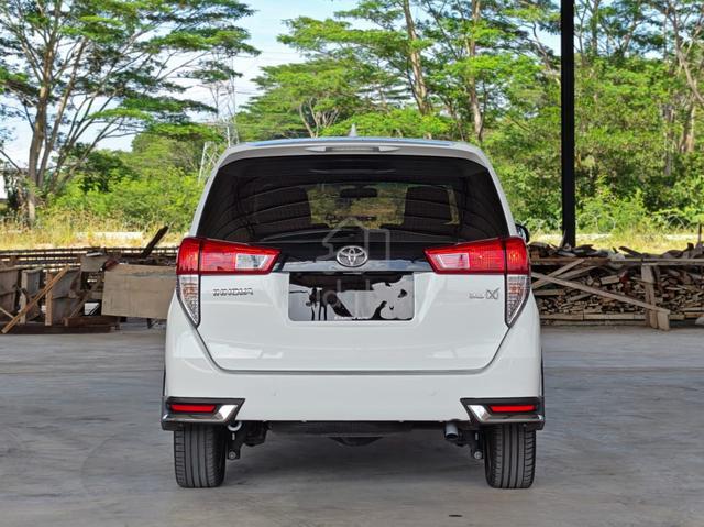 2018 Toyota INNOVA 2.0 X (A) LUXURY 7 SEATER - 3