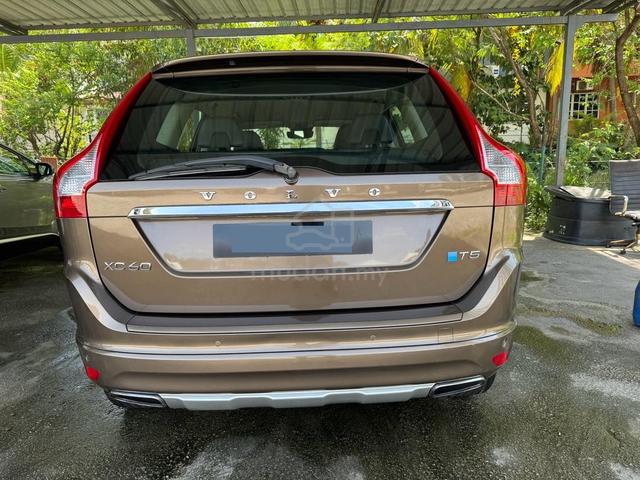 FREE SERVI 2015 Volvo XC60 2.0 T5 DRIVE E FACELIFT - 3