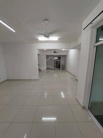 3-storey Terraced House For Rent at Residensi Seri Pauh 4