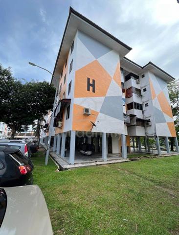 Flat Sri Lanang (Desa Tebrau) 1