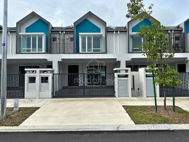 22x75 Corner Lot / Harga Jackpot Cepat PM Saya / Sepang Serenia📍 1
